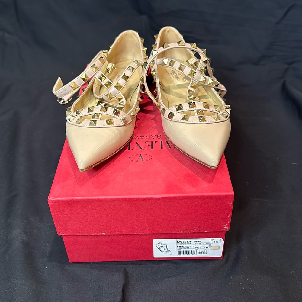 Valentino Garavani Rockstud patent leather ballet flats Size 36.5